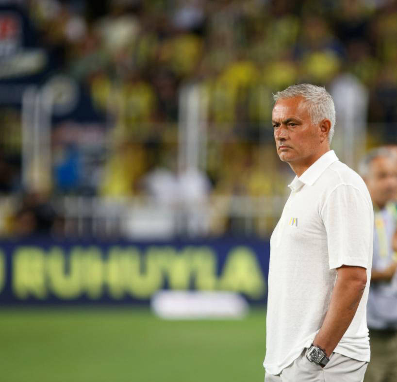 欧冠激情夜：巴黎意外闷平，多特2-2鏖战，尤文穆帅双双两连胜